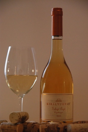 Tokaji 6 Puttonyos Aszú Tokaji 6 Puttonyos Aszú