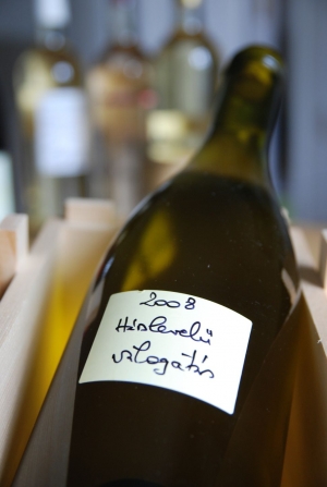Hárslevelű válogatás (hordóminta) Hárslevelű válogatás (hordóminta)