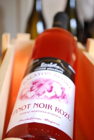 Balatoni Pinot Noir Rosé Balatoni Pinot Noir Rosé