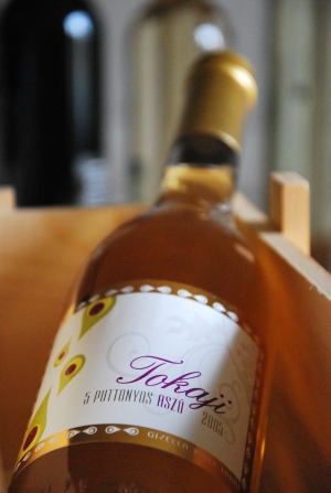 5 Puttonyos Tokaji Aszú 5 Puttonyos Tokaji Aszú