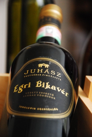 Egri Bikavér Egri Bikavér