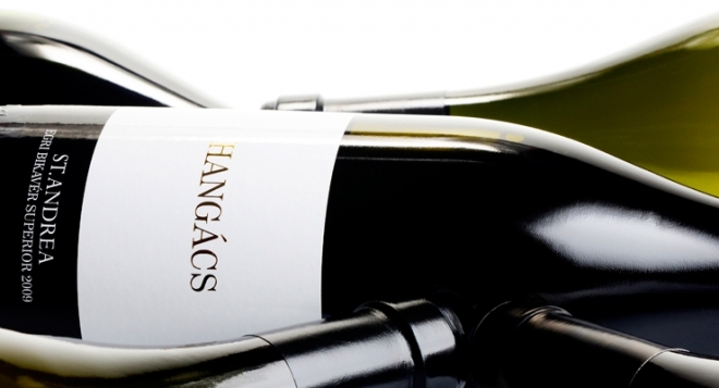 Az egri vörösbor: bikavér Az egri vörösbor: bikavér