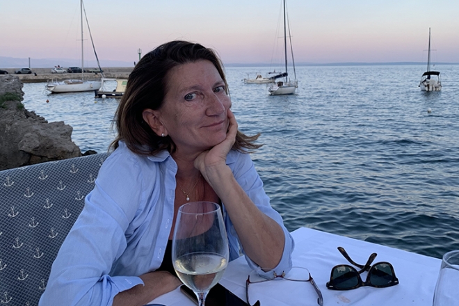 Tóth Judit: „Úgy láttam, hogy jól tud működni egy kisebb kézműves, családi borászat, de egy igazi nagy üzem is” Tóth Judit: „Úgy láttam, hogy jól tud működni egy kisebb kézműves, családi borászat, de egy igazi nagy üzem is”