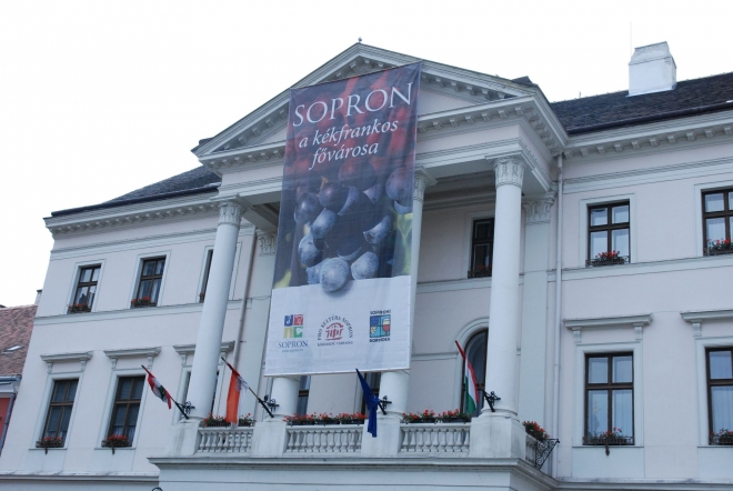 Rövid borhírek Sopronból Rövid borhírek Sopronból