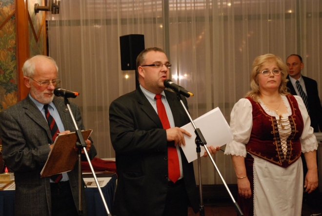 A bor női arca A bor női arca