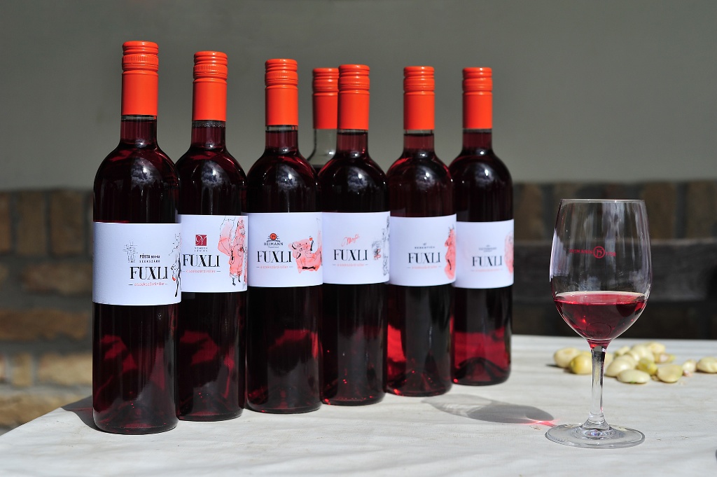 Rókabőrbe bújt borászok Rókabőrbe bújt borászok