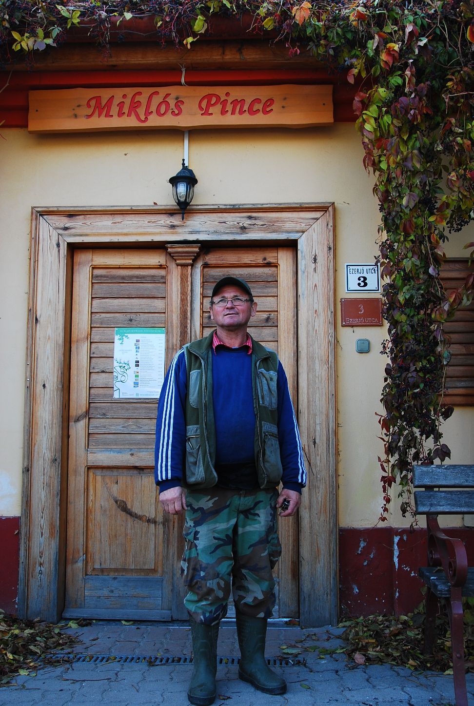 A móri jó kedélyű borász A móri jó kedélyű borász